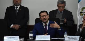 El presidente del Congreso, Nery Ramos, comentó que se solicitó información al TSE respecto al estado del partido Movimiento Semilla. Foto La Hora: Daniel Ramírez