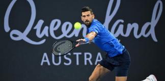 Novak Djokovic de Serbia en acción durante su partido de cuartos de final contra Reilly Opelka de Estados Unidos en el torneo internacional de tenis de Brisbane en Brisbane, Australia, 03 de enero 2025. Foto La Hora: EFE