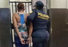 Mujer es detenida al intentar ingresar objetos prohibidos a granja penal Canadá Foto La Hora: PNC