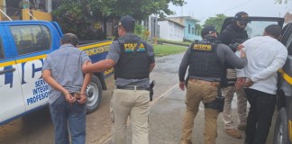 Expulsan de Guatemala a dos salvadoreños con orden de captura vigente Expulsan de Guatemala a dos presuntos mareros salvadoreños con orden de captura vigente