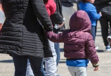 En cuatro vuelos, Guatemala ha recibido más de 300 niños, mujeres y hombre deportados esta semana