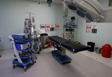 Hospital San Juan de Dios recibe 6 ventiladores de transporte de pacientes y 10 mesas para cirugía mayor Foto La Hora: MSPAS.