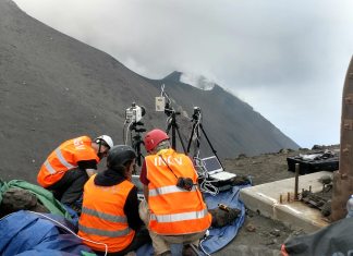 Vulcanólogos italianos viajaran a Guatemala para realizar experimentos en el volcán de Fuego y Santiaguito