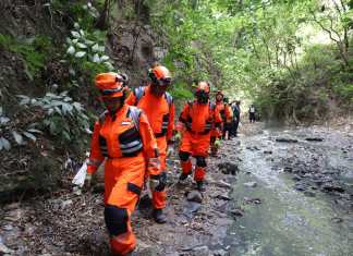 Los Bomberos Voluntarios realizaron una infructuosa búsqueda para dar con el paradero de Óscar David Cifuentes Liquez. Foto: La Hora / Bomberos Voluntarios.