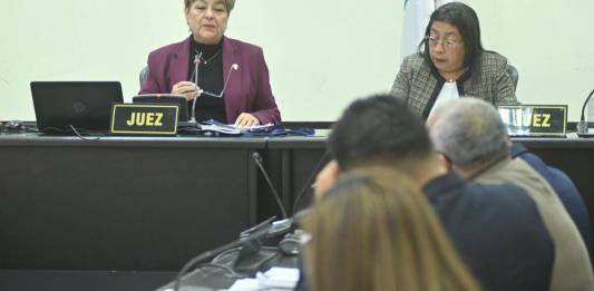 Tribunal De Mayor Riesgo B aplazó inicio de juicio por falta de juez. Foto La Hora: Fabricio Alonzo