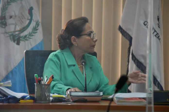 Juez Silvia de León, recusada dentro de caso por atentados contra Miriam Reguero. Foto La Hora: Sergio Osegueda