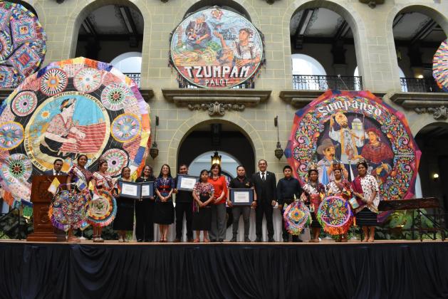 Guatemala recibe certificado de Patrimonio Cultural de la Humanidad por los Barriletes Gigantes de Sumpango y Santiago Sacatepéquez