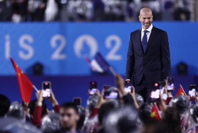 Zinedine Zidane es el favorito unánime de la prensa francesa para ser el nuevo seleccionador nacional de Francia. Foto La Hora: EFE