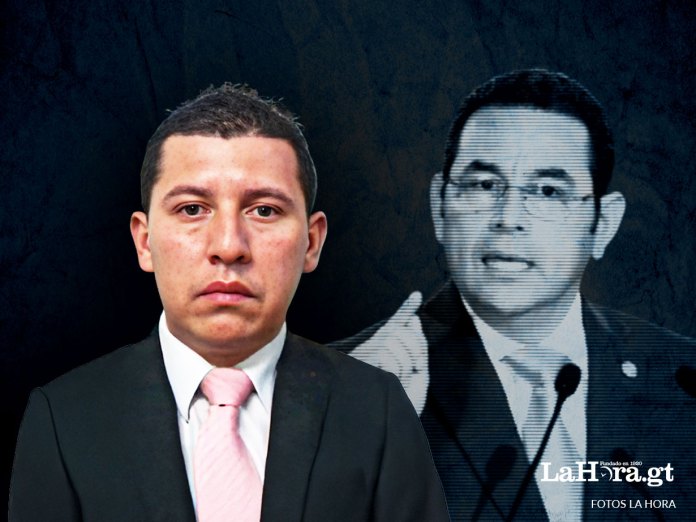 El abogado de Jimmy Morales, Eskevin Castellanos, constituyó una empresa del expresidente. Diseño: La Hora / Roberto Altán.