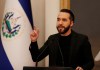 HRW señala que el gobierno de Nayib Bukele ha desmantelado la democracia en El Salvador y socavado el Estado de derecho, enfrentando graves problemas de transparencia.