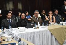 El viceministro de Comunicaciones, Allan Guevara, acudió a una citación por trabajos en carreteras. Foto La Hora: Daniel Ramírez