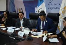Postergan discusión de iniciativas que penalizan el aborto y alteración sexual La comisión legislativa Del Menor y la Familia no discute dos iniciativas de ley polémicas. Foto La Hora: José Orozco