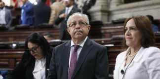 El ministro de Relaciones Exteriores, Carlos Ramiro Martínez, durante la interpelación este 23 de enero. Foto: Congreso