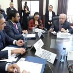 El ministro de Relaciones Exteriores, Carlos Ramiro Martínez, responde por la emisión de pasaportes en Estados Unidos. Foto: Congreso