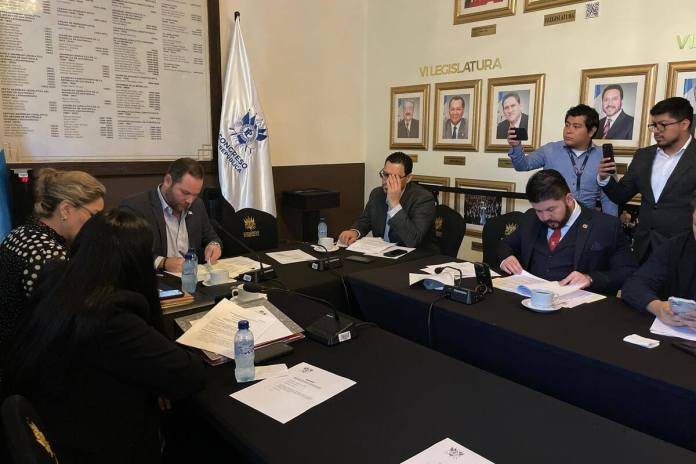 La comisión de Reformas al sector justicia del Congreso discute reformas a la prisión preventiva. Foto La Hora: José Orozco