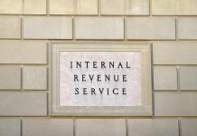 El IRS despedirá a miles de empleados a prueba en plena temporada de impuestos