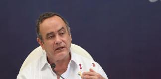 El entonces presidente Alejandro Giammattei en una actividad en Petén, el 2 de marzo de 2023. Foto: La Hora / Presidencia.
