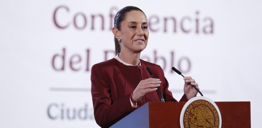 Claudia Sheinbaum anunció una posible demanda civil a Google por llamarle "Golfo de América" al Golfo de México en sus mapas tras las órdenes de Donald Trump.