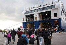¿Qué relación tienen las evacuaciones en Santorini Grecia con los sismos? En la isla de Santorini ha registrado una actividad constante de sismos, los cuales han ocasionado la evacuación de aproximadamente 11 mil personas.
