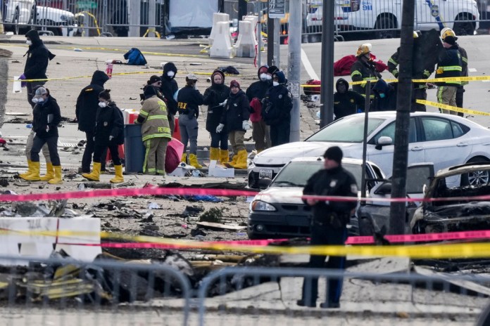 Las seis personas que viajaban en una aeronave que se estrelló en la ciudad de Filadelfia, Estados Unidos, eran de nacionalidad mexicana.