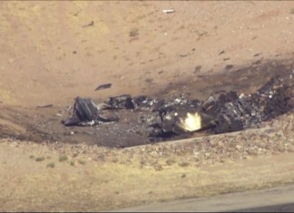 Por lo menos dos personas han sido reportadas fallecidas tras la colisión de dos avionetas en vuelo en el sur de Arizona, según informaron autoridades.