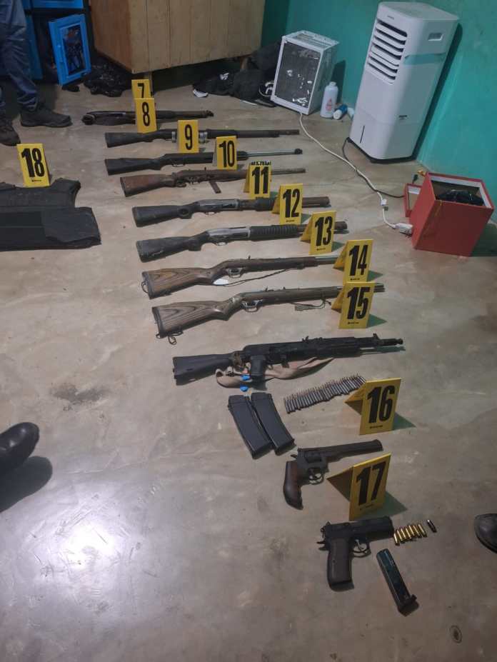 La PNC encontró varias armas en San Marcos