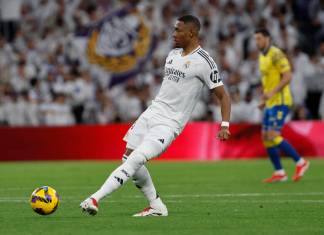 David Alaba volvió a sufrir una lesión