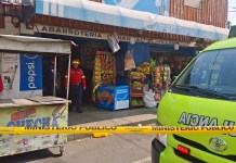 Cuatro ataques armados en la Ciudad, tres en simultáneo, dejan dos personas fallecidas El ataque armado en la zona 11 capitalina ocurrió a las afueras del Hospital Roosevelt. Allí quedó sin vida un hombre que presuntamente prestaba servicio de taxi. Foto La Hora: Daniel Ramírez