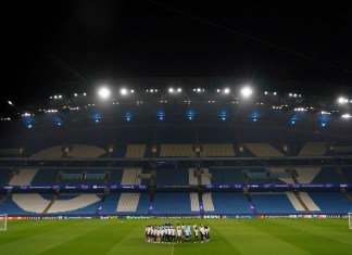 El equipo del Real Madrid asiste a una sesión de entrenamiento en Manchester, Inglaterra, el lunes 10 de febrero de 2025, antes del partido de fútbol de la Liga de Campeones entre el Manchester City y el Real Madrid. Foto: La Hora