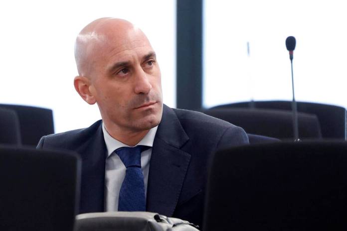 Condena a Luis Rubiales