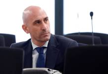 Luis Rubiales, condenado por agresión sexual por el beso a Jenni Hermoso y absuelto de coacción Condena a Luis Rubiales