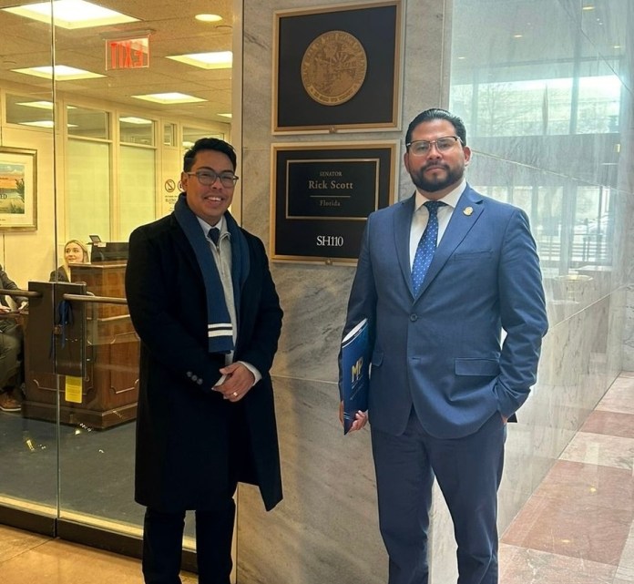 El primer Subsecretario General del MP, Erick Schaeffer, y el Secretario de Asuntos Internacionales, Eduardo Mejía, hicieron una gira por EE. UU. Foto: La Hora / MP.