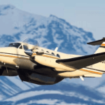 Un avión que transportaba a diez personas a través del estrecho de Norton, al sur del círculo polar ártico en Alaska, desapareció el jueves por la tarde.
