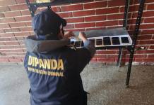 Operativos en cárceles de Cantel y Petén permiten decomiso de celulares y armas blancas Foto La Hora: PNC