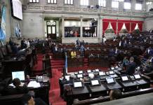 Diputados restituyen delitos migratorios y aprueban sancionar trata de personas en SP Los diputados aprobaron dos leyes este 18 de febrero, que contemplan reformas al Código Penal. Foto La Hora: Congreso de la República
