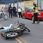 Hombre fallecido en ataque armado en kilometro 12.5. Foto La Hora: Bomberos Voluntarios.