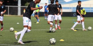 Entre las principales figuras del cuadro chapín se encuentran el joven volante campeón nacional con el Xelajú, Claudio de Oliveira, y también el volante ofensivo Marvin Ávila Jr. Foto La Hora: Fedefut