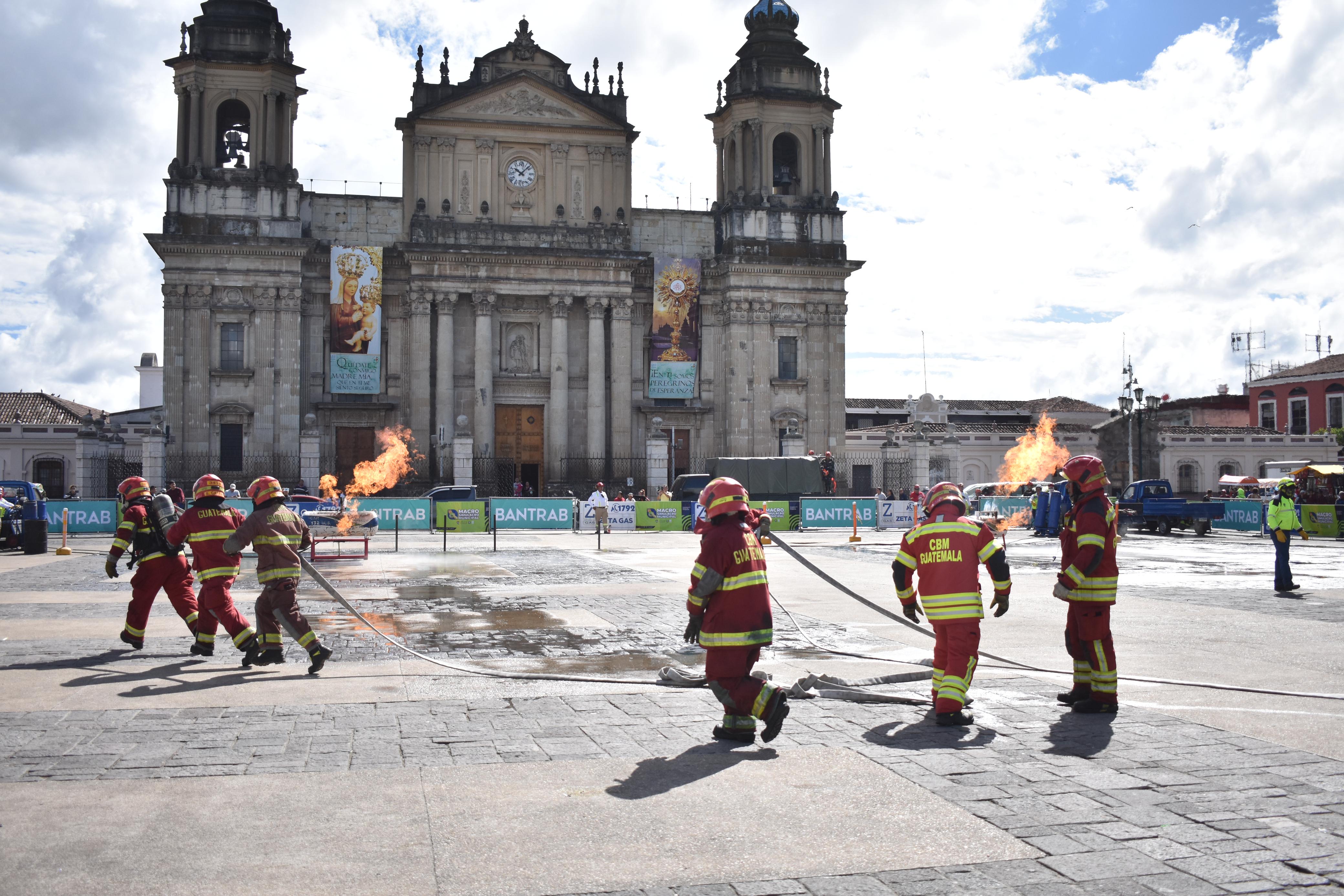 Macrosimulacro de terremoto en Ciudad de Guatemala.