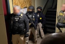 Denuncian redadas sin orden judicial en Denver y otros abusos a migrantes y ciudadanos Foto La Hora: EFE