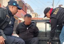 Capturan a cuatro personas que presuntamente robaban y comercializaban vehículos Foto La Hora: MP
