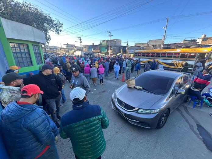 Junto a las protestas frente al vertedero de la zona 3, Los Recuperadores de Desechos Reciclables, han expresado las exigencias conforme al reglamento para la recolección de residuos.