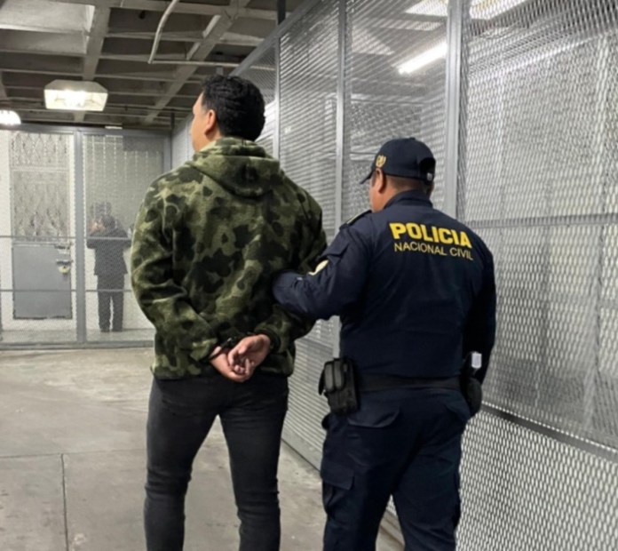 Un trabajador del MP fue detenido por la PNC