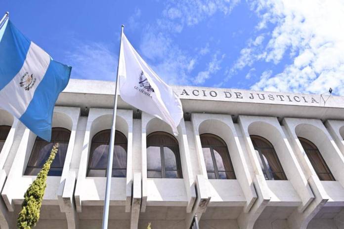 Magistrados titulares de la CSJ conocerán antejuicio contra presidente Bernardo Arévalo. Foto La Hora: Fabricio Alonzo