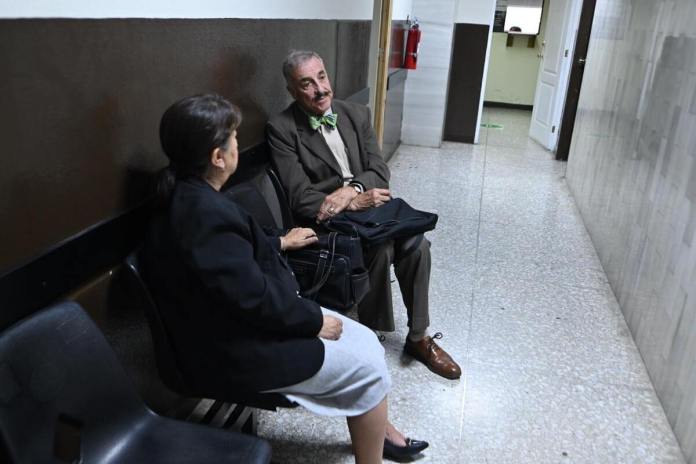 Fernando Linares Beltranena se convierte en querellante contra Semilla. Foto La Hora: Fabricio Alonzo