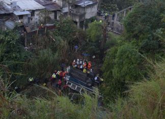 Accidente de bus extraurbano en la zona 6