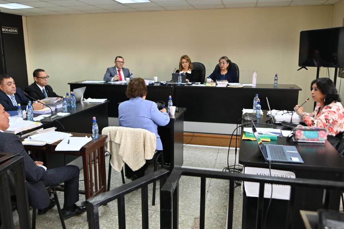 Junta de Disciplina Judicial analiza caso contra cuatro jueces para determinar si se aplican sanciones contra estos. Foto La Hora: Fabricio Alonzo