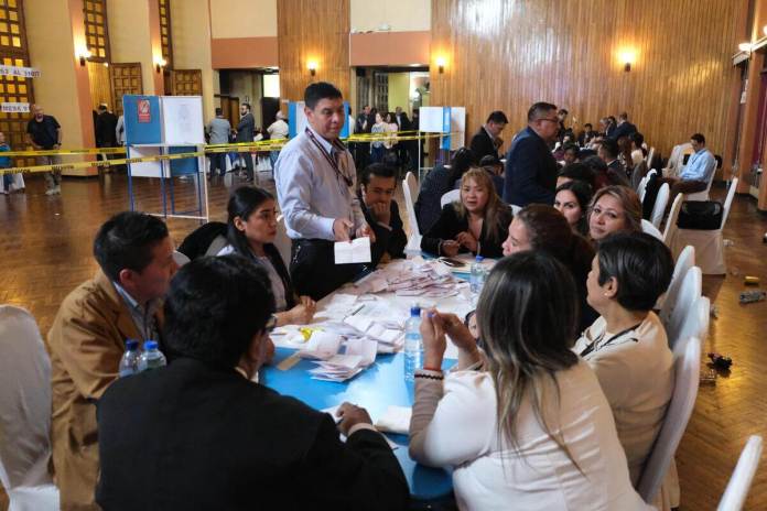 Guatemala Inmortal busca anular primera vuelta de elecciones en el Cang. Foto La Hora: Daniel Ramírez