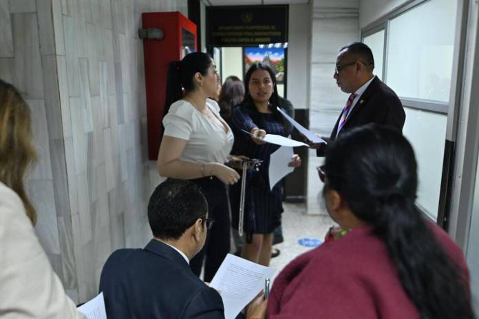 Juzgado Cuarto Penal informa de la suspensión de la audiencia de anticipo de prueba. Foto La Hora: Fabricio Alonzo