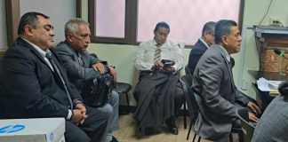 Jueces de Alta Verapaz pretendían expulsar a prensa de proceso en su contra. Foto La Hora: Sergio Osegueda