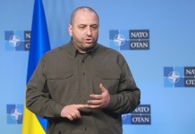 El ministro ucraniano de Defensa afirmó en la sede de la OTAN que su país es "fuerte y capaz" y que tiene el apoyo de Estados Unidos.